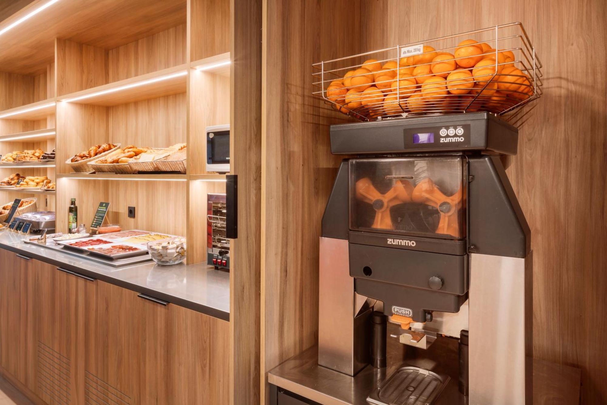B&B Hotel Barcelona Rubi Luaran gambar