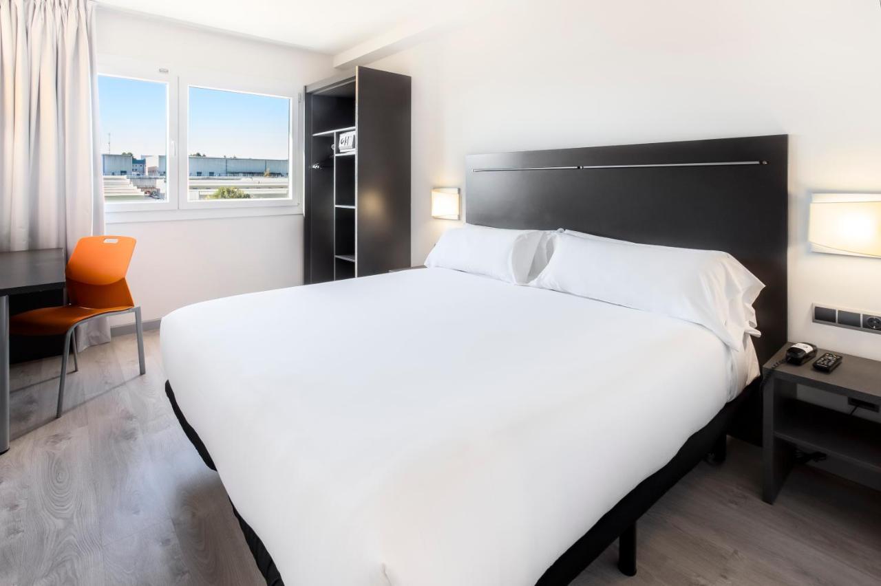 B&B Hotel Barcelona Rubi Luaran gambar
