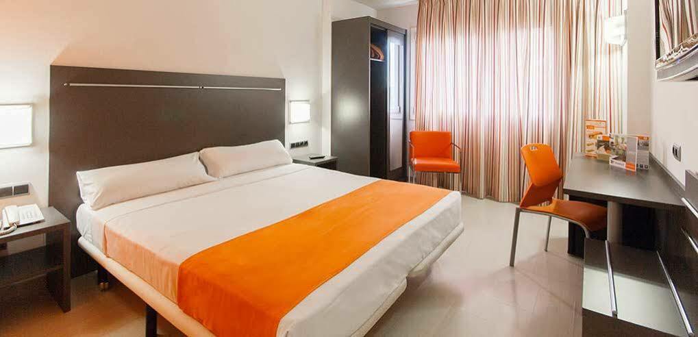 B&B Hotel Barcelona Rubi Luaran gambar